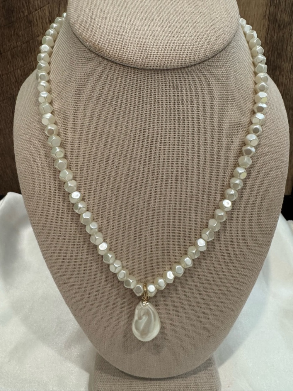 LOFT Cream Pearl Bead Necklace with Teardrop Pendant